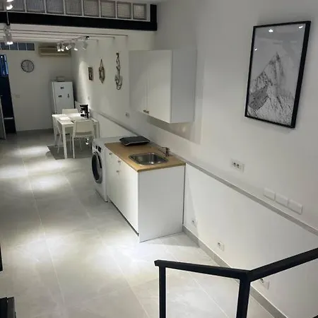 Two Level In Appartement