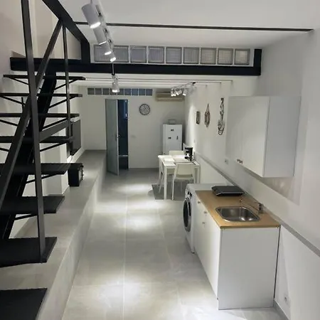 Two Level In Appartement *